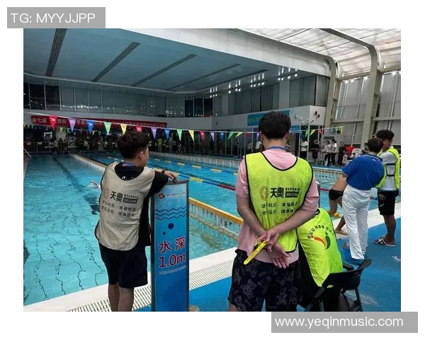 蝶泳专项训练方法与技巧提升全方位解析助力游泳成绩突破 蝶泳专项训练方法与技巧提升全方位解析助力游泳成绩突破