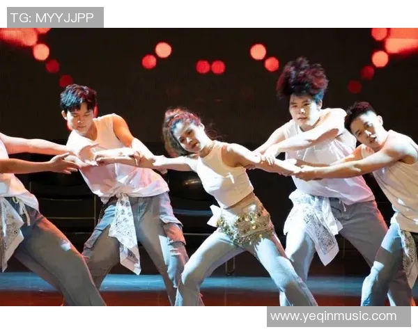 重庆街舞队如何引领节奏革新掀起舞蹈新风潮的探索与实践 重庆街舞队如何引领节奏革新掀起舞蹈新风潮的探索与实践